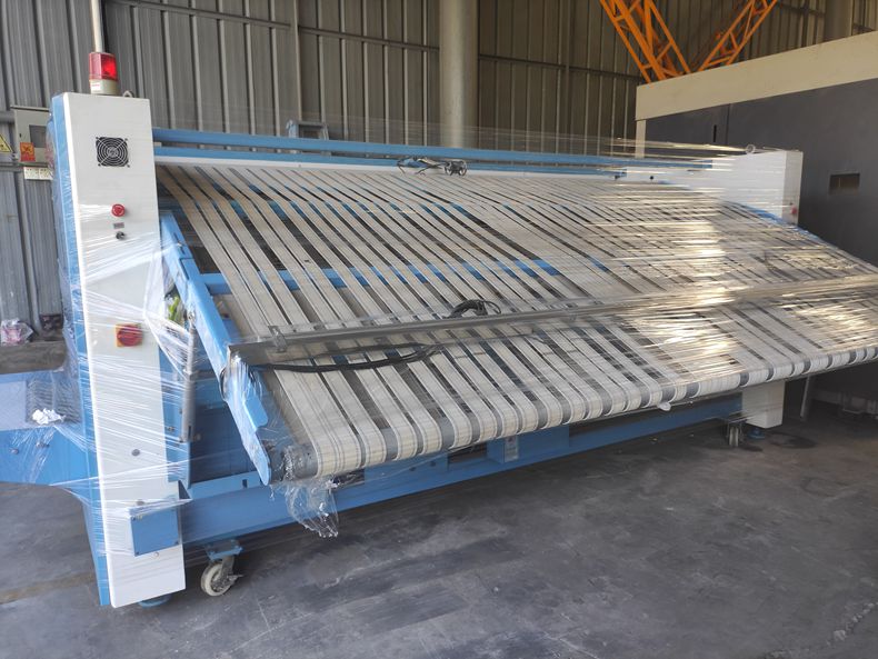 
		布草折叠机使用与操作当苦衷项
		